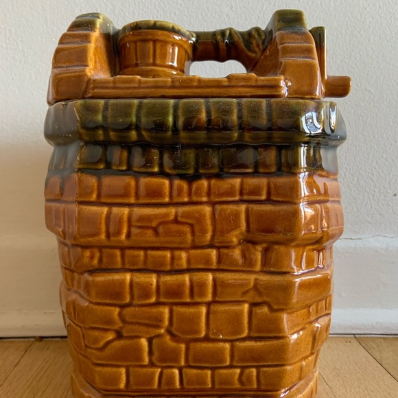 McCoy Wishing Well cookie jar - Picture 3 of 7